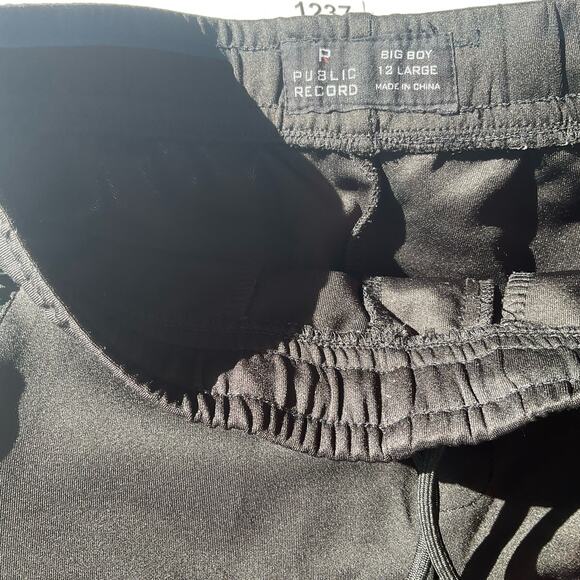 Public Record Big Boy’s Elastic Waist Shorts size L (12), Black, Zipped Pockets - Picture 4 of 7
